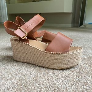 Low platform espadrille sandal